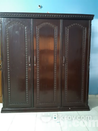 Bedroom set (solid wood)